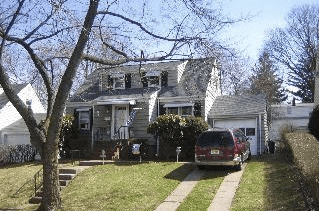 69 OVERLOOK Drive, Dumont